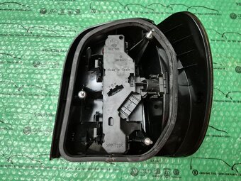 levé zadní světlo kouřové (zatmavené) VW Polo 6N 6N0945095B - 5