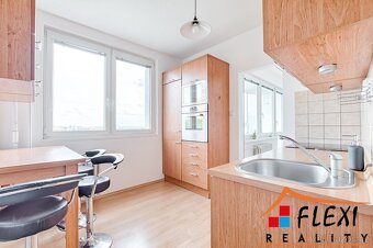 Pronájem částečně zařízeného bytu 3+1 s lodžií, 63 m2, ul. F - 5