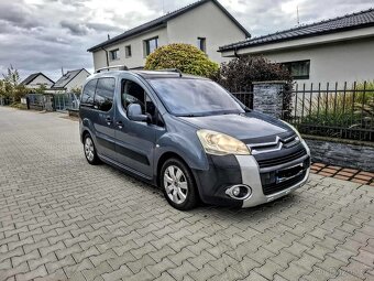 PRODÁM KRÁSNÝ RODINY VŮZ CITROEN BERLINGO 1.6 HDI 80 KW MULT - 5