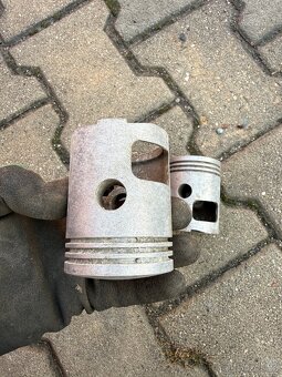 Jawa/OGAR 350 - Písty ULOŽENKY CX - 5