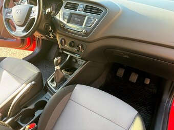 Výcvikové vozidlo Hyundai i20 - 5