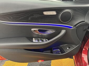 Mercedes-Benz Třídy E, E300d 180kw 9-G DPH ACC - 5