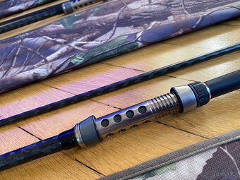 3 pruty Shimano Tribal XTR-A Long Range - 5