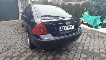 Ford Mondeo 1.8i - 5