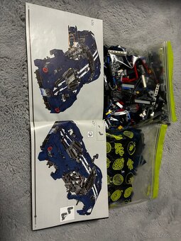 LEGO TECHNIC FORD GT - 5