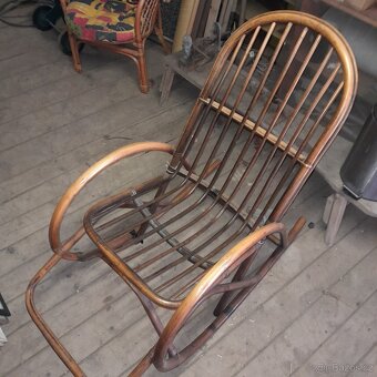 Starší houpací křeslo ratanové Thonet ? - 5