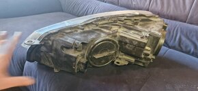 Prave predni svetlo vw golf VI xenon 5K1941752C - 5