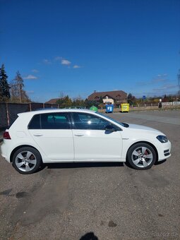 VW GOLF 1,6 TDi - 5