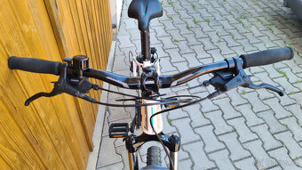 Dámský Author Mystic 27, Hydr. brzdy, Shimano Altus, Rám 14 - 5