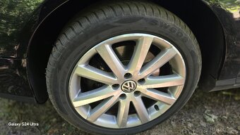 Obuté litá kola Volkswagen Passat rozteč šroubú 112mm - 5