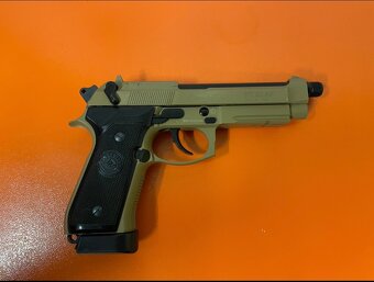 Airsoft M4 - 5