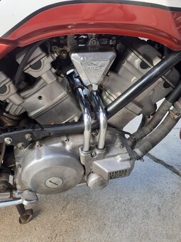 Yamaha XZ 550 - 5