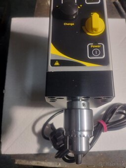 Horné laboratórne miešadlo - 5