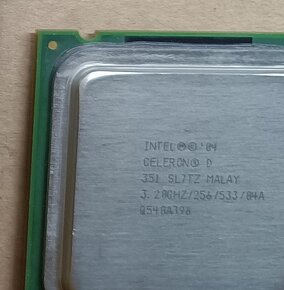 CPU pro Socket 775, 939, AM2, 478B - 5