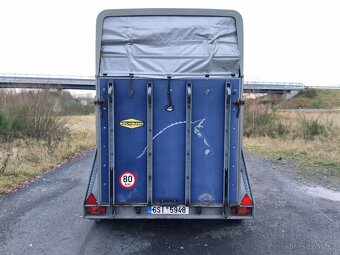 Přepravník na koně Böckmann se sedlovnou - celolaminátový - 5
