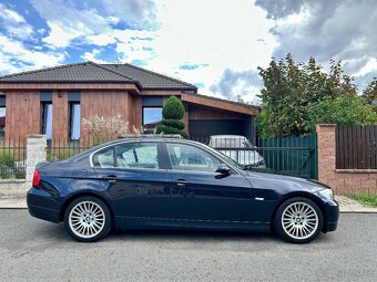 Bmw e90 325i 160kw SEDAN / MANUÁL / SERVISKA /KŮŽE/DIGIKLIMA - 5