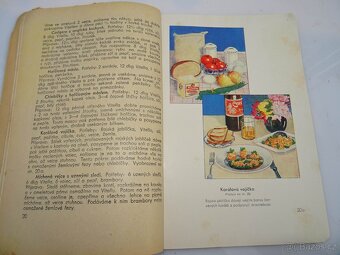 Kuchařka VITELLO , stáří ca 90 let a další kuchařky . . - 5