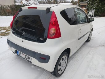Peufeot 107 1.0 , 50kw - 5