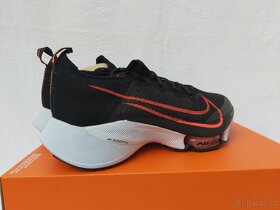 Bezecke tenisky Nike Air Zoom Tempo, vel. 44, 39 - 5