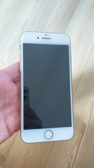 Iphone 8 - 5