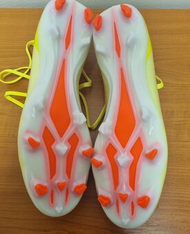 Nové kopačky Adidas X Crazyfast Pro FG - 5