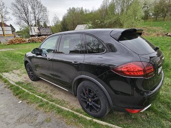 Porsche Cayenne - 5