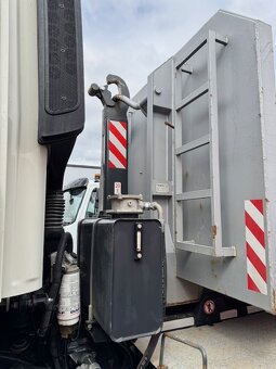 Prodám, použitou TATRA Phoenix 480ps 6x6 manuál hákový nosič - 5
