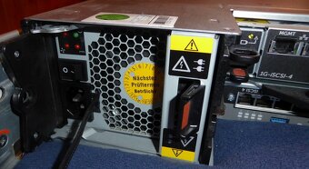 Disková police DELL PowerVault osazená 24 ks SAS 600 GB 15k - 5