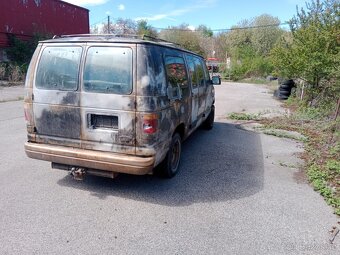 Ford Econoline 150 , rok 1992 - 5