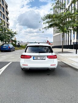 Mercedes Benz E200d 2019 - 5