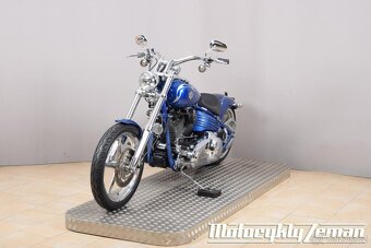 Harley-Davidson FXCWC Softail Rocker C 2010 - 5