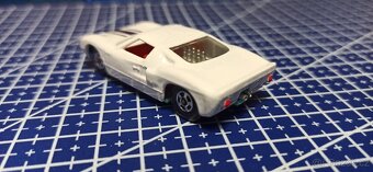 Matchbox Ford GT Superfast - 5