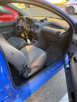 Peugeot 206 - 5