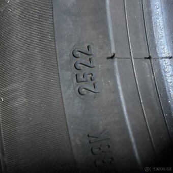 Letní pneu 235/45 R19 99Y Pirelli 5mm - 5