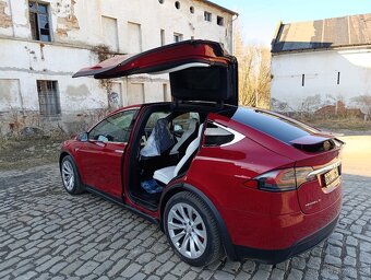 Tesla X PERFORMANCE Europe 7 mistne plne pojizdne - 5