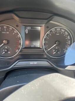 Škoda octavia 3 1.6 tdi 2015 - 5