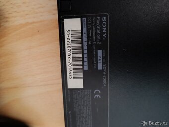 PS2 Slim, ovladač + 6 her / PlayStation 2 - 5