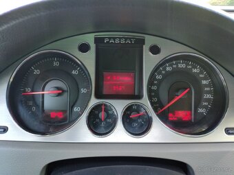Volkswagen Passat 2.0 TDI, FUNKČNÍ KLIMA - 5