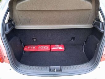 Mazda 2 1.3i Klima Model 2009 - 5