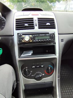 Prodám peugeot 307 r.v.2007, 2.0 benzín - 5