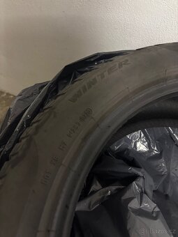 zimní pneu Pirelli SottoZero 215/55 R18 - 5