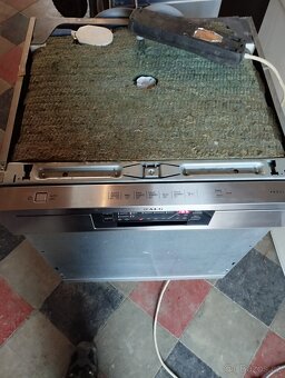 Vestavná nerezová myčka zn.AEG - 5