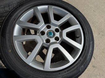 Sada kol Škoda Yeti R17 Spitzberg 225/50 R17 5L0601025A - 5