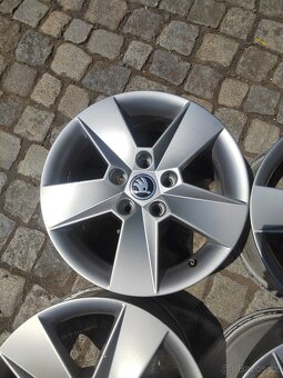 prodám orig alu 16 škoda Octavia 3 Ilias 5x112 ET 46 - 5