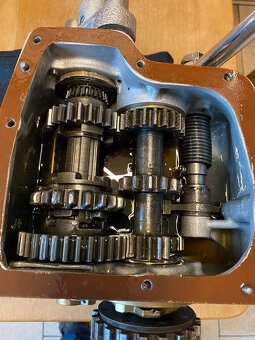 Převodovka BMW R11 R16 Není R52 R57 R62 R63 R12 R75 R2 R4 - 5