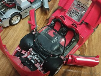 Ferrari F50 1/18 Bburago - 5