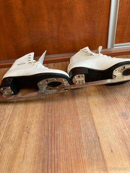 Dámské lední brusle Botas vel.37 - 5