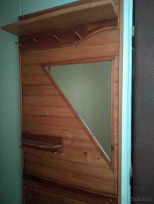Předsíňová stěna,přírodní lakované dřevo se zrcadlem 174x70 - 5