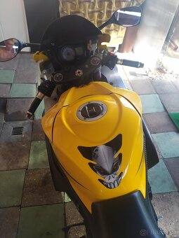 Suzuki gsx r - 5