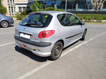 Peugeot 206, 1.1 benzín + LPG (nová nádrž) - 5